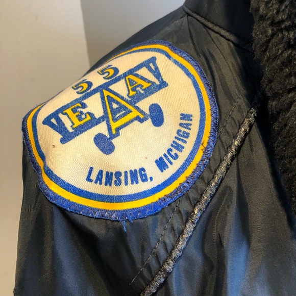 Vintage Bomber jacket w patches. Aeronautical 1980 - Picture 5 of 13